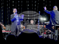 Казанлък - Васил Петров - 30 години на сцена