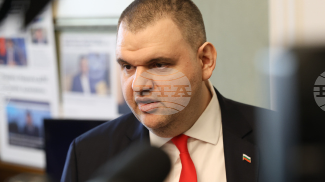 Делян Пеевски поиска специализираната комисия да прецени дали все още има необходимост от охраната му