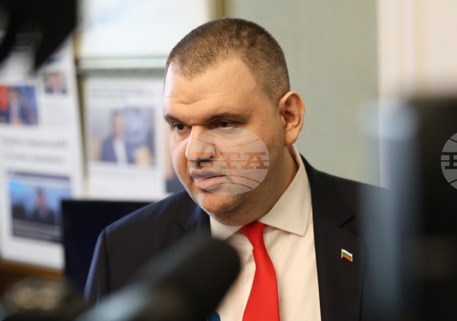 Делян Пеевски поиска специализираната комисия да прецени дали все още има необходимост от охраната му