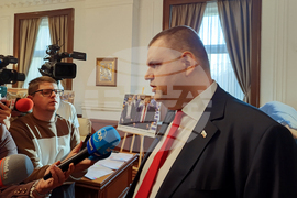 Народно събрание - Делян Пеевски - изявление - кабинет