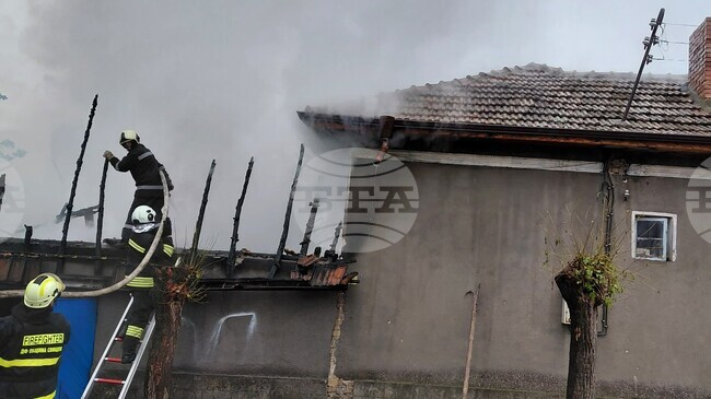 Неизправен бойлер причини пожар в свищовското село Овча могила