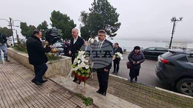 Свързани с българската история места в румънския град Гюргево и в Русе бяха почетени като част от инициативата "14 века България в Европа"