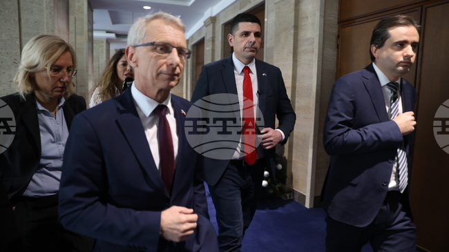 Очевидно управляващата коалиция се уплаши от протеста и гласува в обратна посока, каза Ивайло Мирчев за отказа да се обсъжда проектобюджетът за 2026 г.