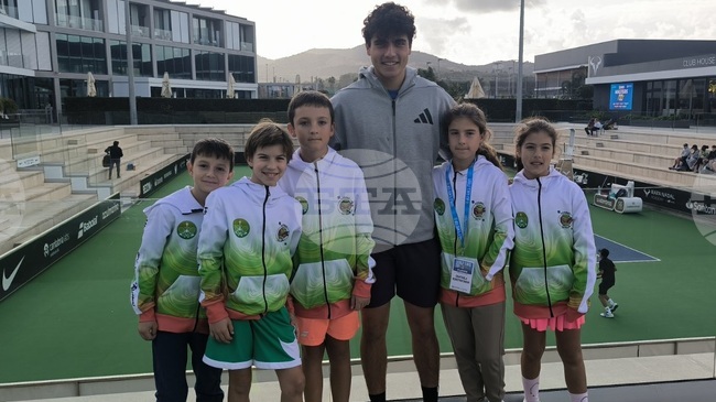 Иван Иванов подкрепи младите таланти на ТК Супер Спорт на Световното отборно първенство по тенис до 10 и до 12 години в Академията на Рафаел Надал