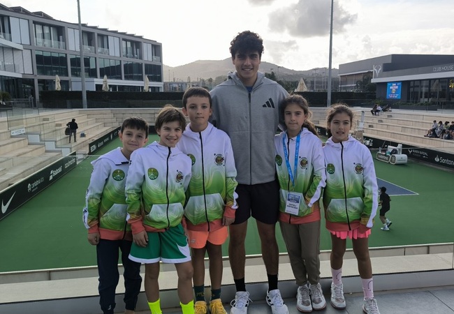 Момичетата станаха вицешампионки, а момчетата бронзови медалисти при участието на ТК Супер Спорт на Световното отборно първенство по тенис до 10 и до 12 години в академията на Рафаел Надал