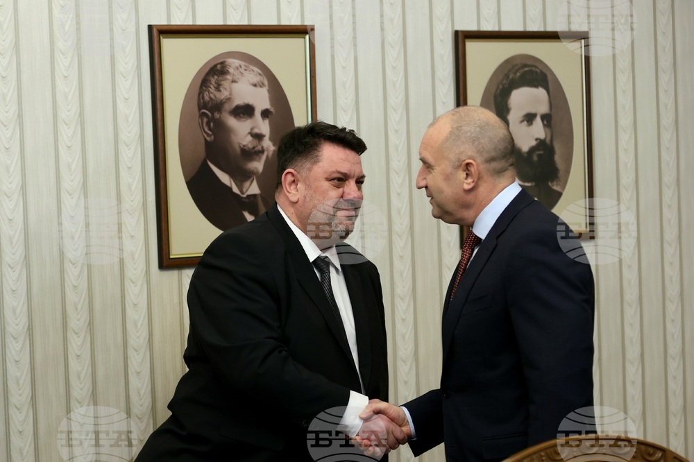 President Radev Starts Consultations with BSP-United Left before Presenting Cabinet-Forming Mandates