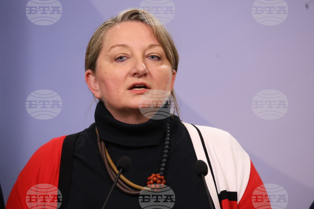 Parliament Passes on Second Reading Amendments to Family Code Regarding Shared Parenting