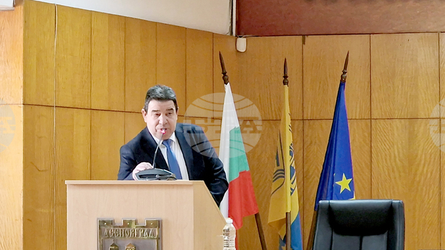 Председателят на Общинския съвет в Асеновград Иван Иванов беше предсрочно освободен от поста