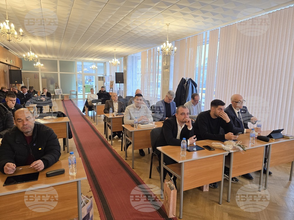 Общинските съветници в Червен бряг промениха наредбата за определянето и администрирането на местните такси и цени на услуги 