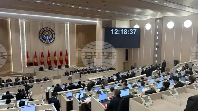 КАБАР: Киргизстанският президент поздрави новоизбраният състав на киргизстанския парламент