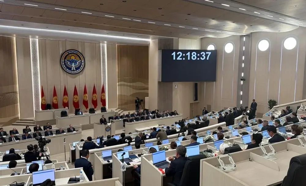 КАБАР: Киргизстанският президент поздрави новоизбраният състав на киргизстанския парламент