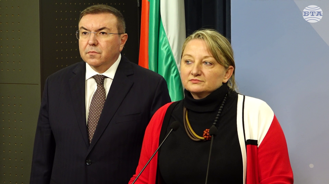 Удължителният бюджет най-вероятно ще бъде приет още днес, каза Деница Сачева