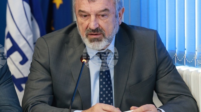 Саможертвата на нашите предци трябва да е пример и за днешното поколение, каза областният управител на Русе Драгомир Драганов