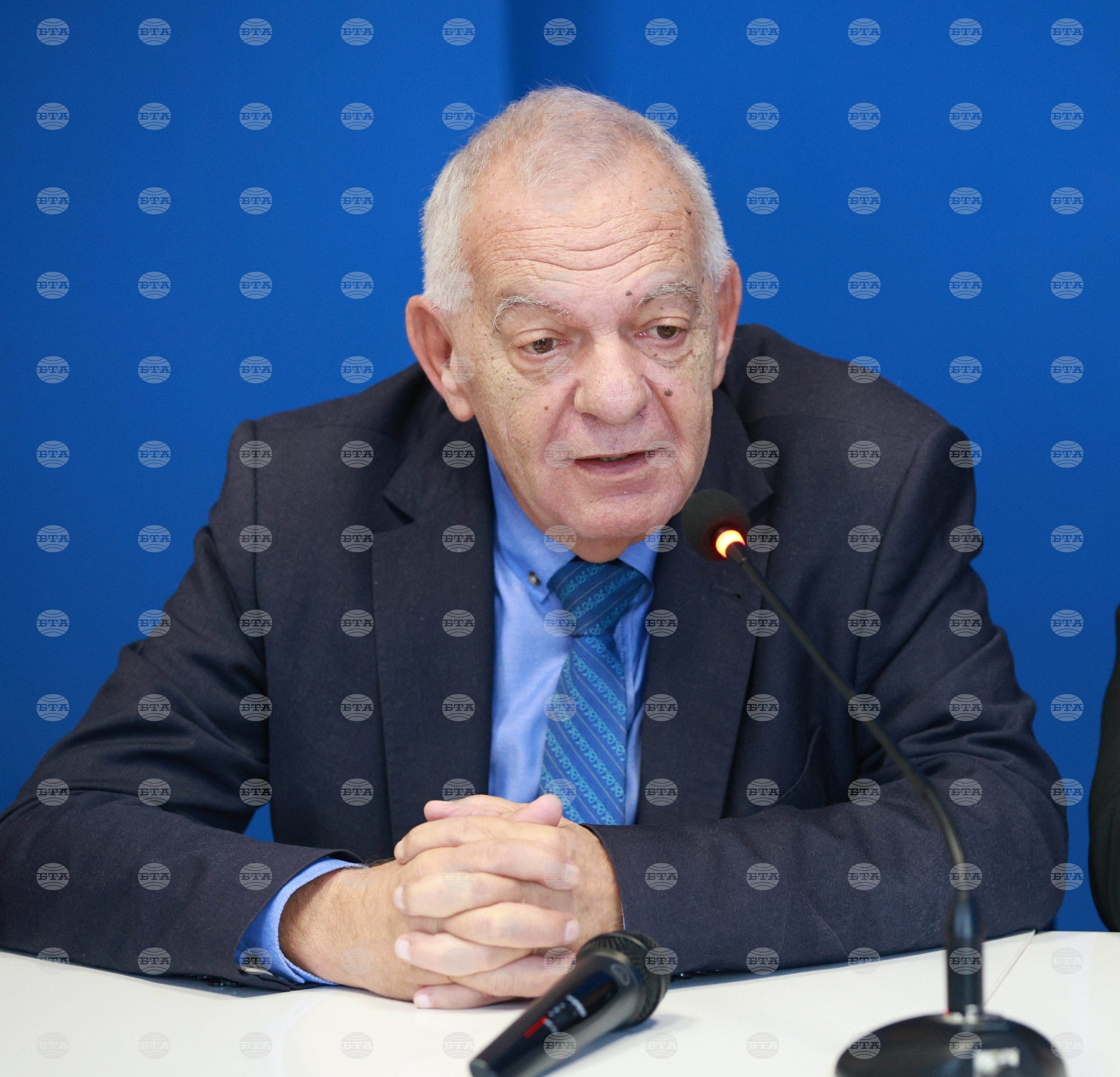 Национален пресклуб на БТА в Русе - конференция на тема "150 години от Априлското въстание – 1876 г., и отбелязване на взетото през декември 1875 г. решение за обявяване на въстание от Гюргевския революционен комитет"