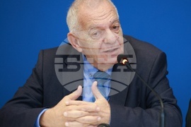 Национален пресклуб на БТА в Русе - конференция на тема "150 години от Априлското въстание – 1876 г., и отбелязване на взетото през декември 1875 г. решение за обявяване на въстание от Гюргевския революционен комитет"