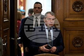 Президентство - „Има такъв народ" - консултации