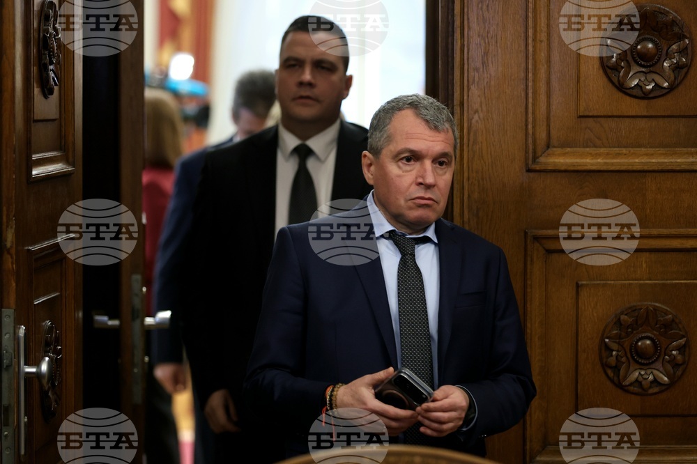 Президентство - „Има такъв народ" - консултации