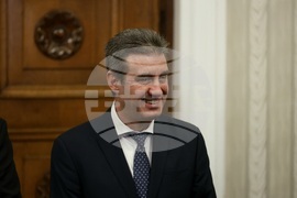 Президентство - „Има такъв народ" - консултации