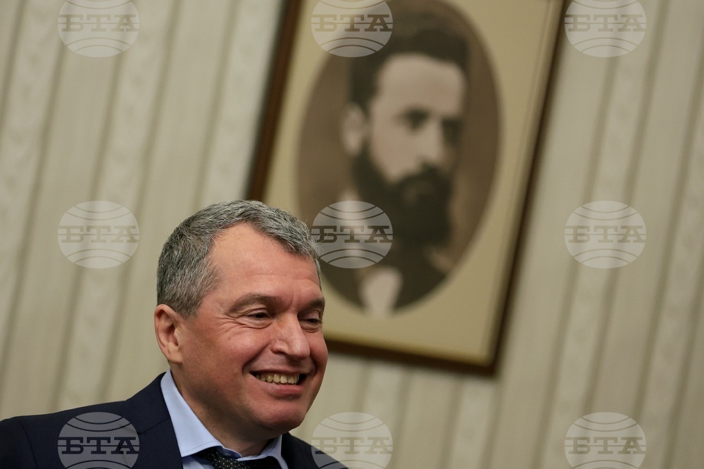 Президентство - „Има такъв народ" - консултации