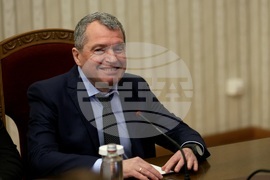 Президентство - „Има такъв народ" - консултации