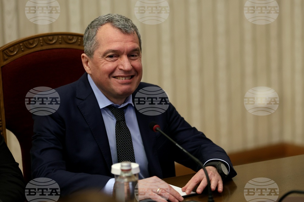 Президентство - „Има такъв народ" - консултации