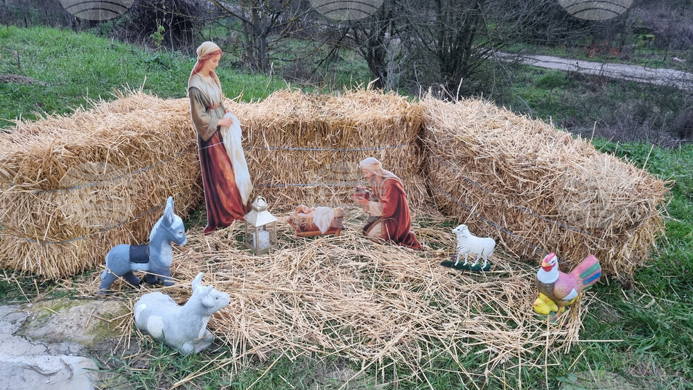 Сцена на Рождество посреща жителите и гостите на поповското село Марчино 