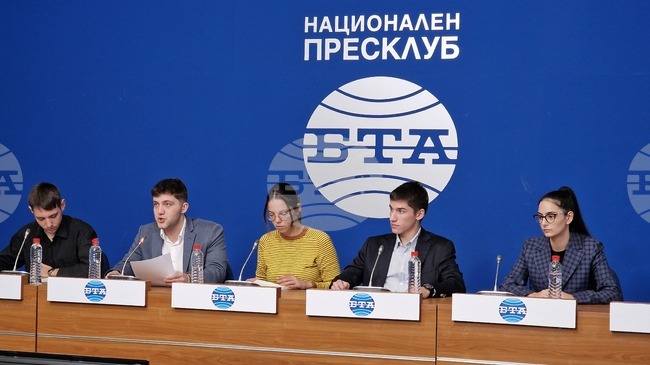 Студенти се обявиха за по-високи академични стипендии, провеждане на честни избори и промяна в Изборния кодекс