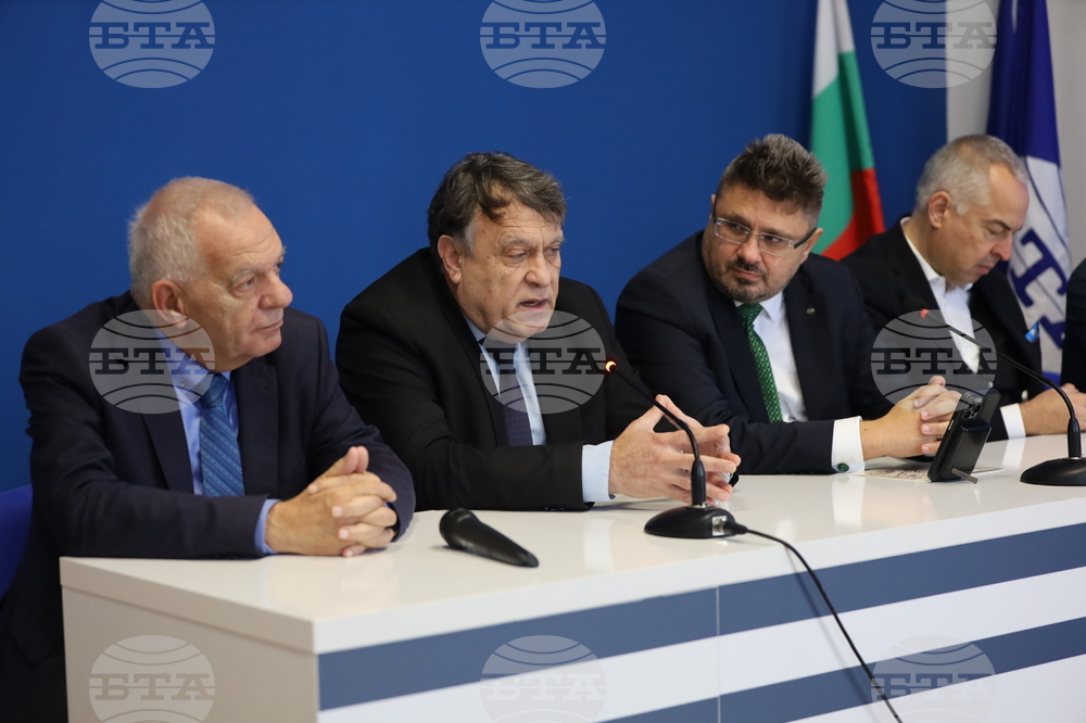 Национален пресклуб на БТА в Русе - конференция на тема "150 години от Априлското въстание – 1876 г., и отбелязване на взетото през декември 1875 г. решение за обявяване на въстание от Гюргевския революционен комитет"