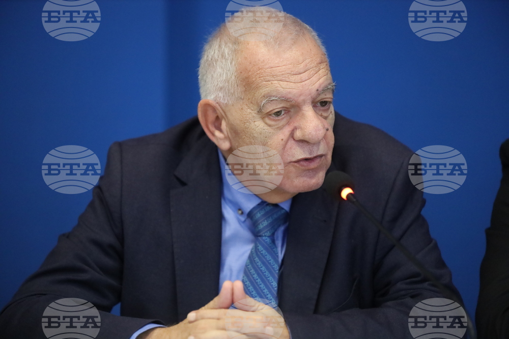 Национален пресклуб на БТА в Русе - конференция на тема "150 години от Априлското въстание – 1876 г., и отбелязване на взетото през декември 1875 г. решение за обявяване на въстание от Гюргевския революционен комитет"