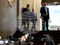 Президентство - „ИТН" - консултации - пресконференция