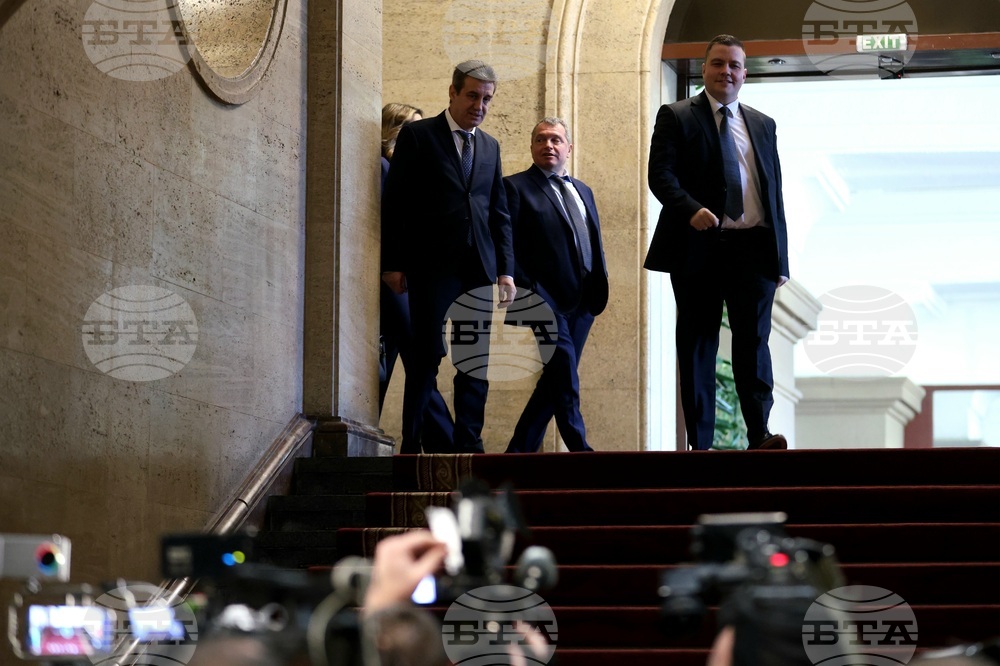 Президентство - „ИТН" - консултации - пресконференция