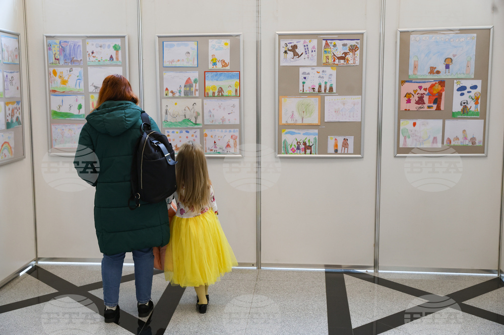 Народно събрание  - „Моето приятелство с куче“ - изложба - откриване