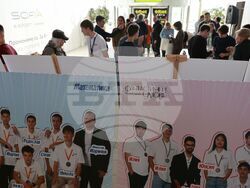 „Фантастични умове“ - пътуваща изложба