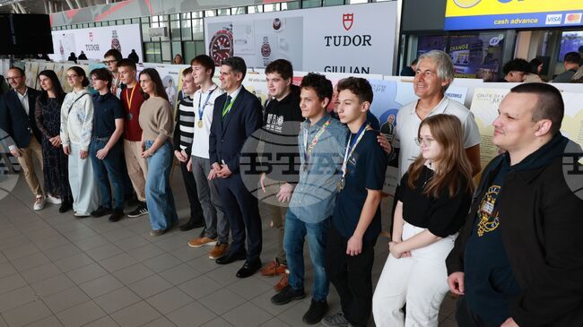 От летището в София започва пътят на изложбата, представяща български олимпийци по природни науки за 2025 г., каза Вълкан Горанов