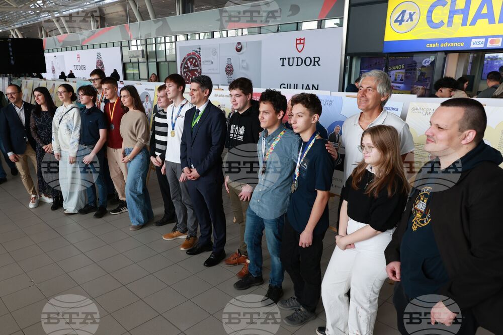 От летището в София започва пътят на изложбата, представяща български олимпийци по природни науки за 2025 г., каза Вълкан Горанов