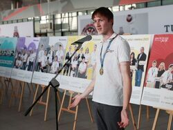 „Фантастични умове“ - пътуваща изложба - Александър Гатев