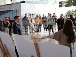 „Фантастични умове“ - пътуваща изложба