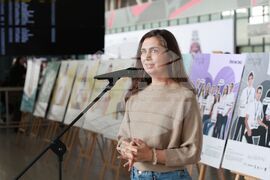 „Фантастични умове“ - пътуваща изложба - Елена Маринова