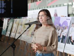 „Фантастични умове“ - пътуваща изложба - Елена Маринова