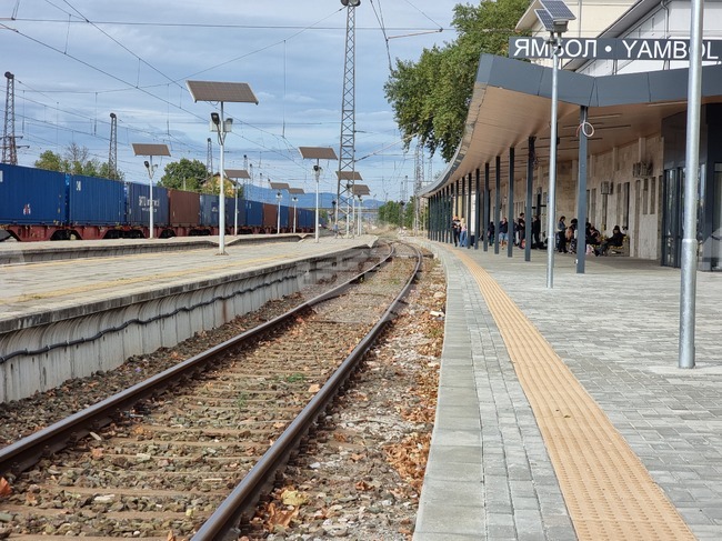 По релсите на времето: Историята на жп линията Ямбол – Елхово оживява в изложба в Елхово