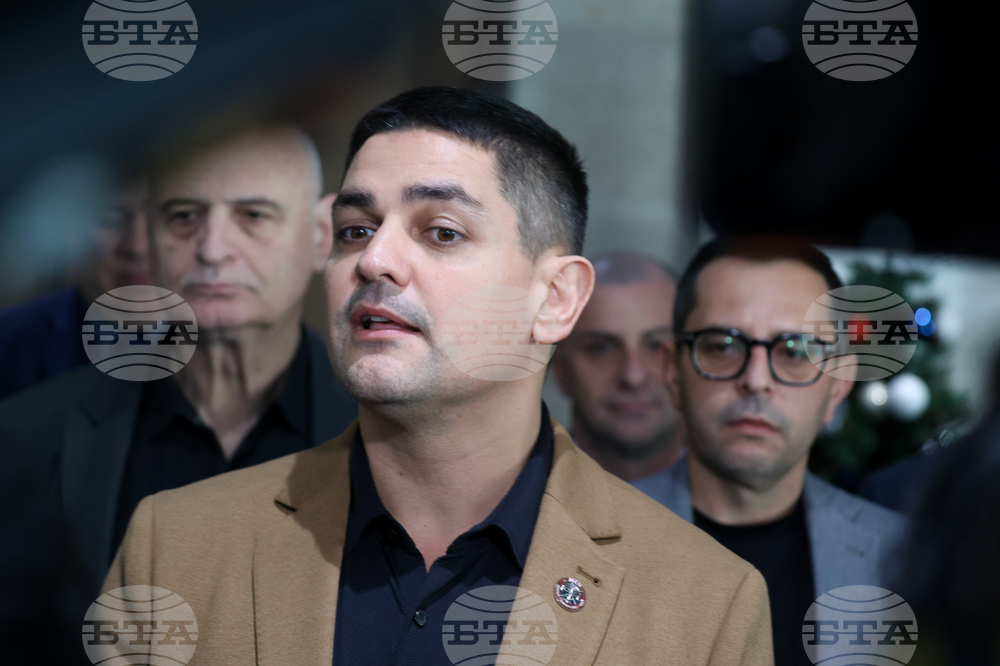 Радостин Василев  - изявление