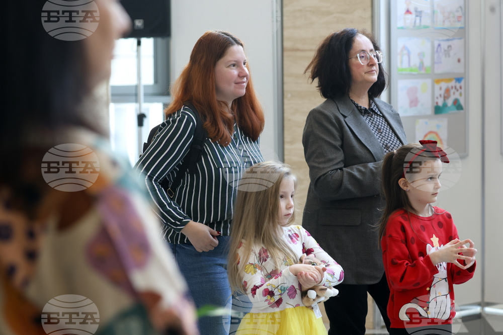 Народно събрание  - „Моето приятелство с куче“ - изложба - откриване