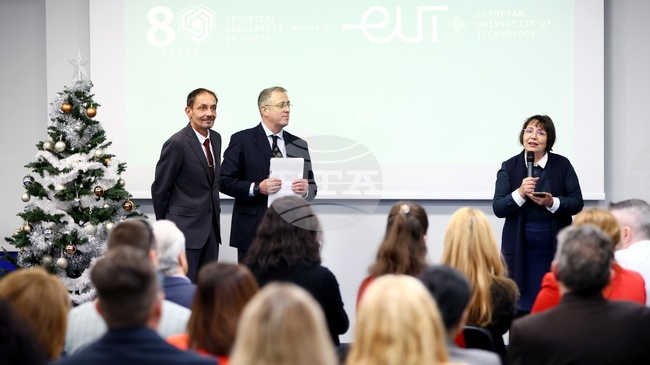 Техническият университет в София награди медии и журналисти за популяризирането на дейността му
