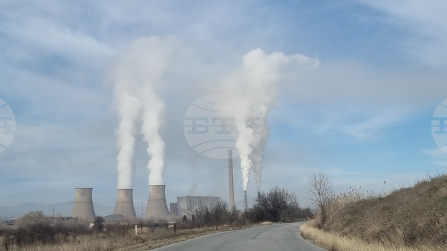 Production and Deliveries of Energy Products Drop in November 2025 M/M