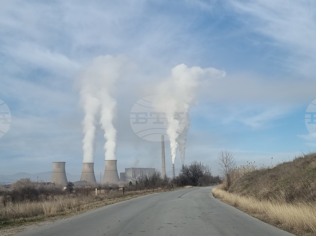 Production and Deliveries of Energy Products Drop in November 2025 M/M