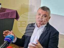 Разград - оброчна плочка - пресконференция - Тихомир Тодоров