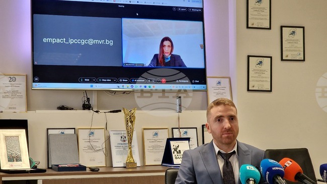 За последния месец са получени десетки сигнали от българи за измами при покупка на автомобили в Германия, каза Асен Кунчев от ГДБОП