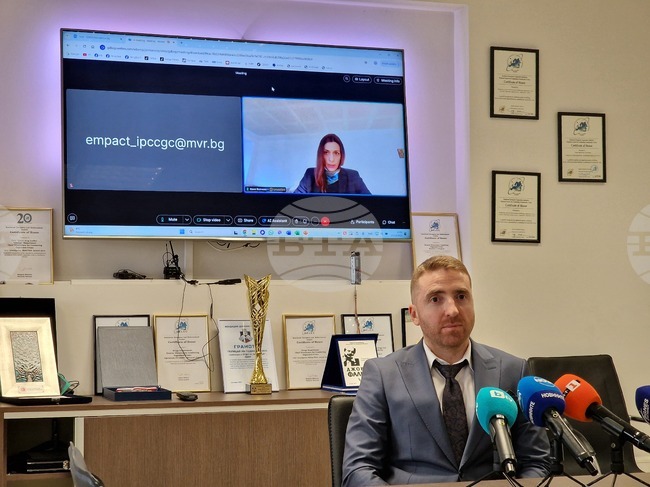 За последния месец са получени десетки сигнали от българи за измами при покупка на автомобили в Германия, каза Асен Кунчев от ГДБОП