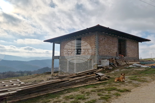 Строежът на десет нови жилищни сгради е започнал в област Търговище през четвъртото тримесечие на 2025 г. 