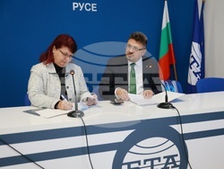 Русе - БТА - Русенски университет - споразумение - подписване